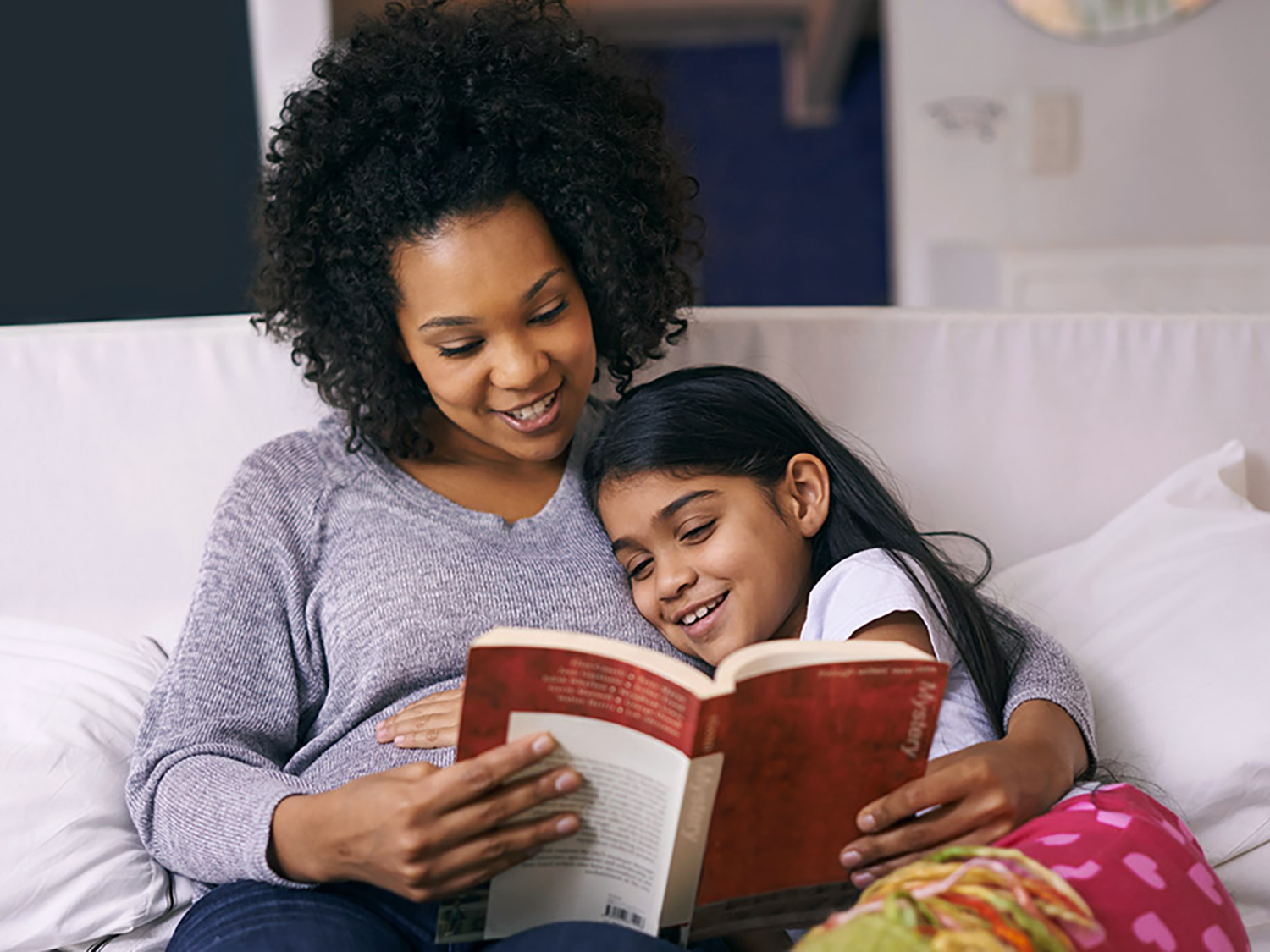 4 Ways to Help Your Kids Become Super Readers