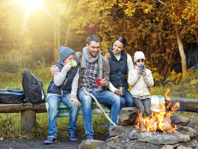 8 Campfire Games for the Whole Family